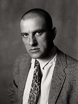 Автор Маяковский Владимир Владимирович